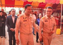 สงขลา-“รองกุ้ง” ไหว้สิ่งศักดิ์สิทธิ์ศาลหลักเมืองสงขลา รับตำแหน่งรองผู้ว่าฯ เปิดใจยืนยันไม่ใช่รองกุ้ง ที่ถูกกล่าวหา พร้อมให้ตรวจสอบ แฉคนเสียผลประโยชน์เกาะภูเก็ต จ้องเล่นงานหนัก
