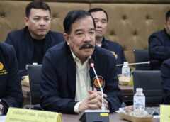 ไชยยงค์ มณีรุ่งสกุลสมาชิกวุฒิสภาสายทหารฯ ถามความรับผิดชอบจาก แม่ทัพภาคที่ 4 ในความล้มเหลวของการป้องกันเหตุร้ายในสามจังหวัดชายแดนภาคใต้