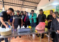 สงขลา-“เกษตร” มรภ.สงขลา ต่อยอดชุดนวัตกรรม มรภ.มหาสารคาม นำองค์ความรู้ยกระดับลูกประคบสมุนไพร วิสาหกิจชุมชนฯ บ้านปลักหนู อ.นาทวี สร้างงาน เพิ่มรายได้ประชาชนในท้องถิ่น